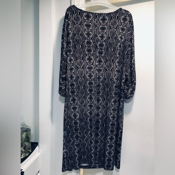 Calvin Klein plus size dress, snakeskin print NWOT, Size 22W - Picture 5 of 6
